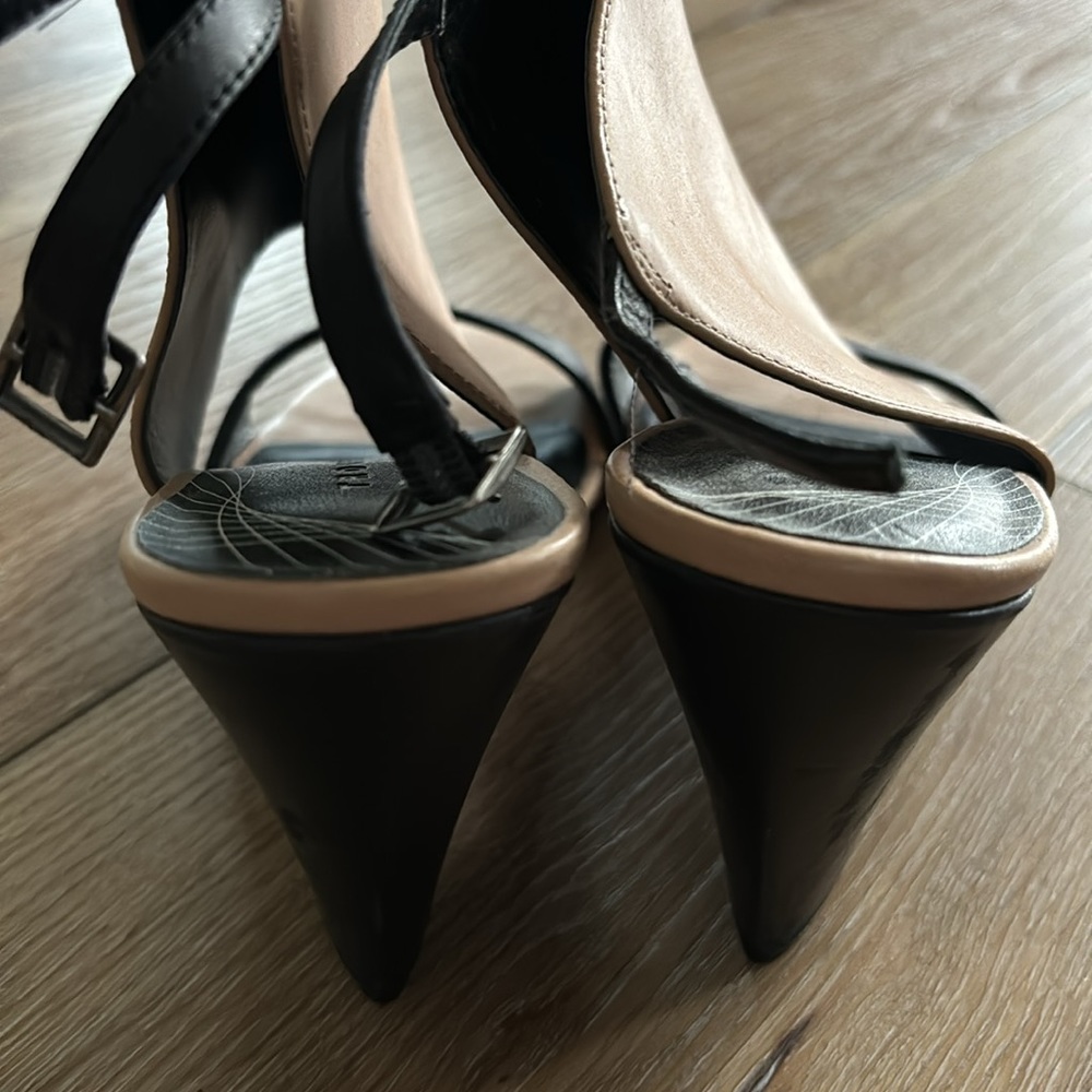 Brand new Trouve black & cream wedges - Picture 2 of 6